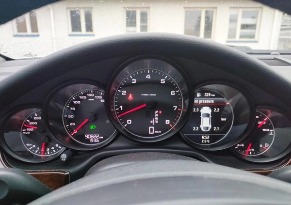 Porsche Panamera cena 120000 przebieg: 99500, rok produkcji 2012 z Częstochowa małe 79